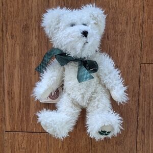 Boyds Bears Irish White Teddy with Green Bow - ADORABLE!
